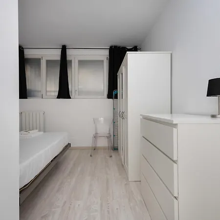 Spacious 70 Mq Self Check-in ,free Parking, San Siro * Milano