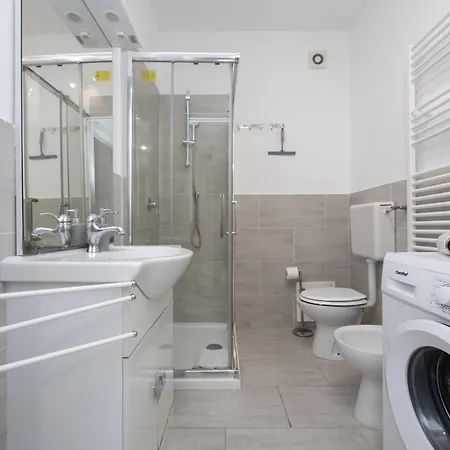 Daire Spacious 70 Mq Self Check-in ,free Parking, San Siro